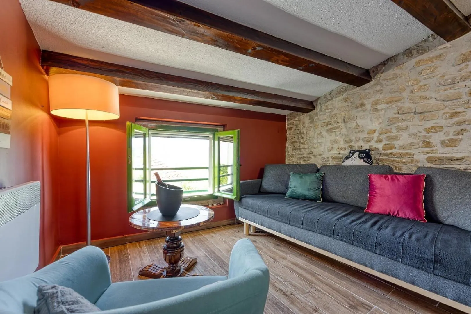 Romantic Casa Amica With Terrace Motovun Kroatië