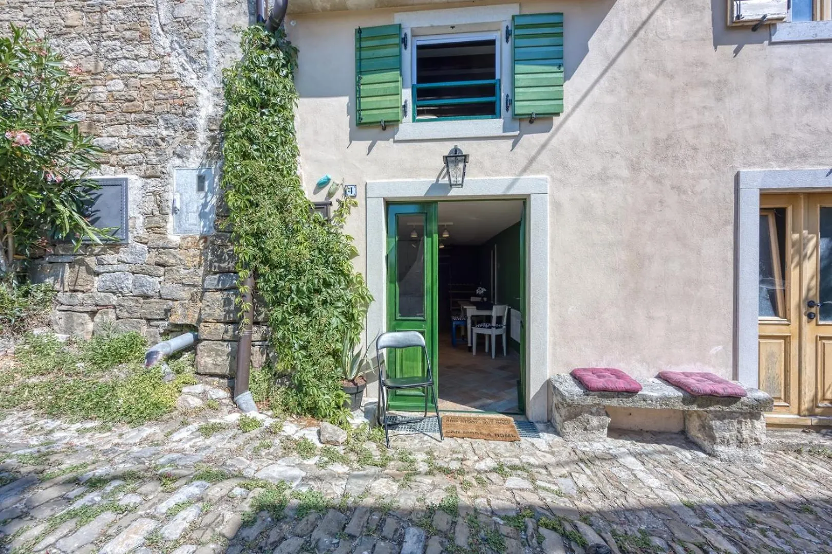 Romantic Casa Amica With Terrace Motovun